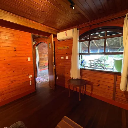 MAMBEMBE - Ilha Grande, Vila do Abraão-3