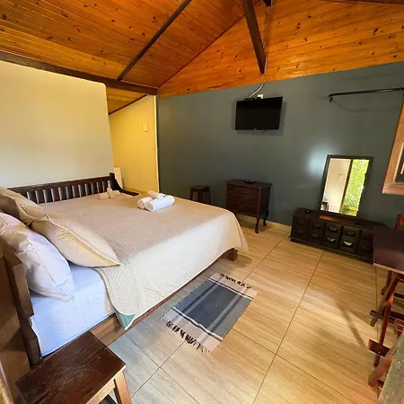 MAMBEMBE - Ilha Grande, Vila do Abraão-2